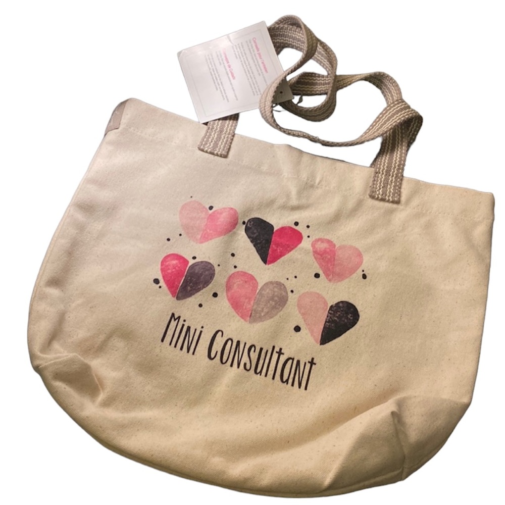 Thirty One | statement canvas mini shopper “mini consultant”